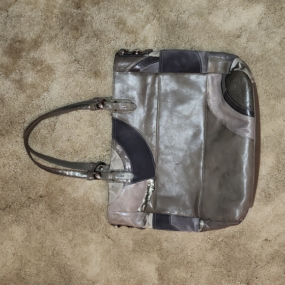 COACH purse - Picture 6 of 10